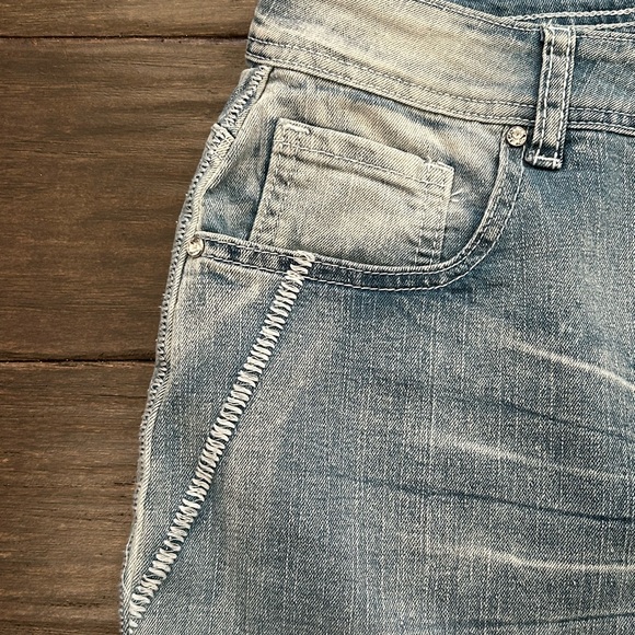 Yellowstone Dutton Ranch Jeans Womens XXL 37 Waist Boot Cut Denim White Washed - Picture 8 of 14